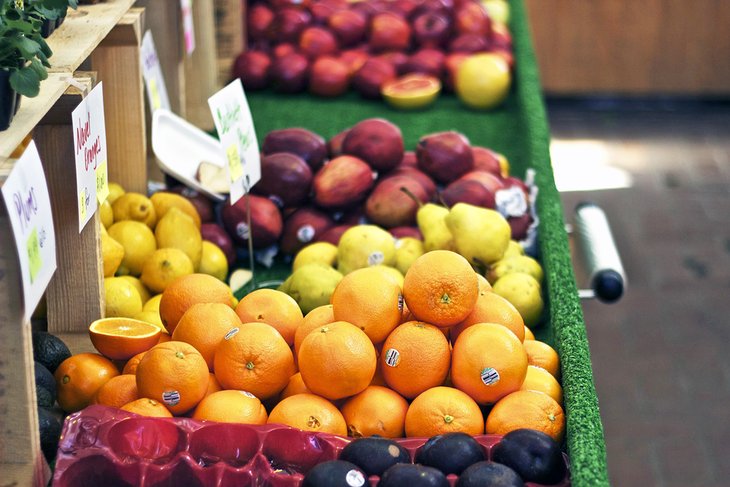 Puesto de frutas frescas en Broad Street Market