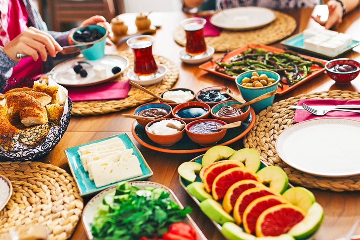 Propagación de desayuno turco tradicional
