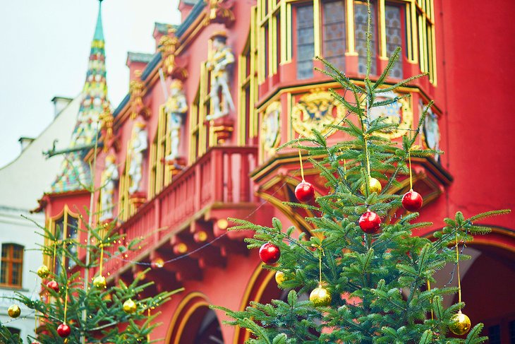 Adornos navideños en Freiburg im Breisgau, Alemania