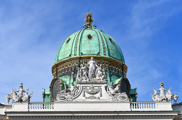 Detalle de la cúpula del Palacio de Hofburg
