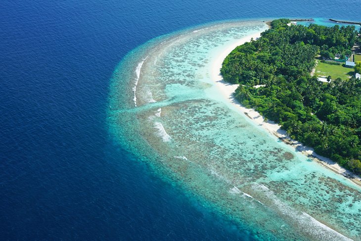 Vista aérea del atolón Baa