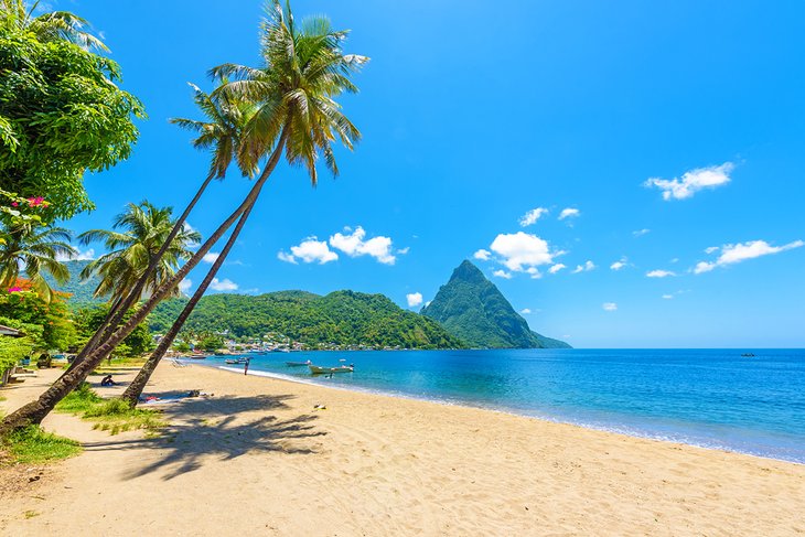 Paradise Beach en Soufriere Bay en Santa Lucía