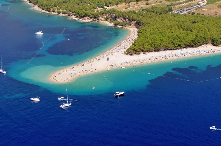 Zlatni Rat en Brac en las Islas Dálmatas
