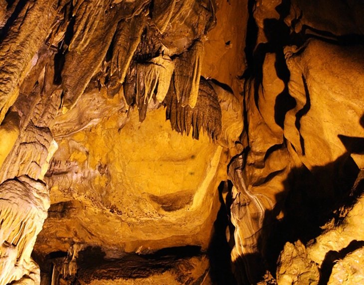 Cuevas de Bulak