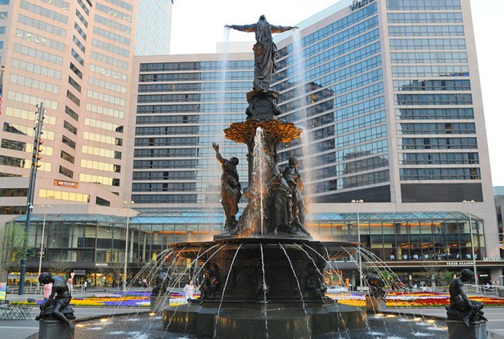 Plaza de la fuente, Cincinnati