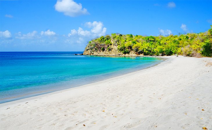 Bahía de Anse La Roche en la isla de Carriacou