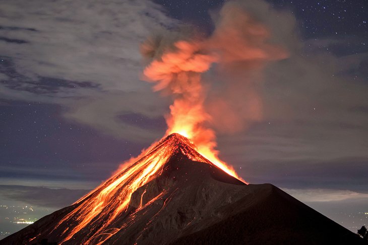 erupción del volcán de fuego